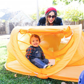Joovy Gloo Childrens Indoor and Outdoor Travel Tent