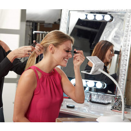 Kiss My Lash - Tri-Fold Eyelash Mirror