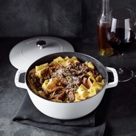 Staub Cast-Iron Essential Oven