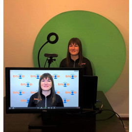 Webaround Big Shot Portable Webcam Background